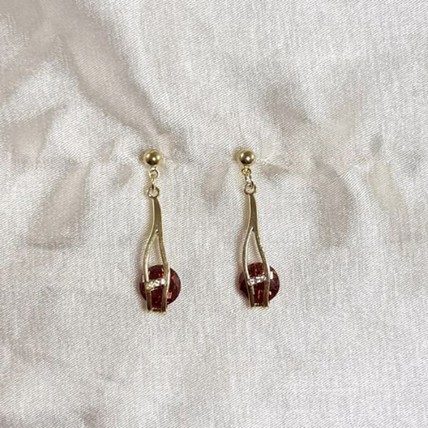 Imagem de Brinco zircônia vermelha  - 0528540